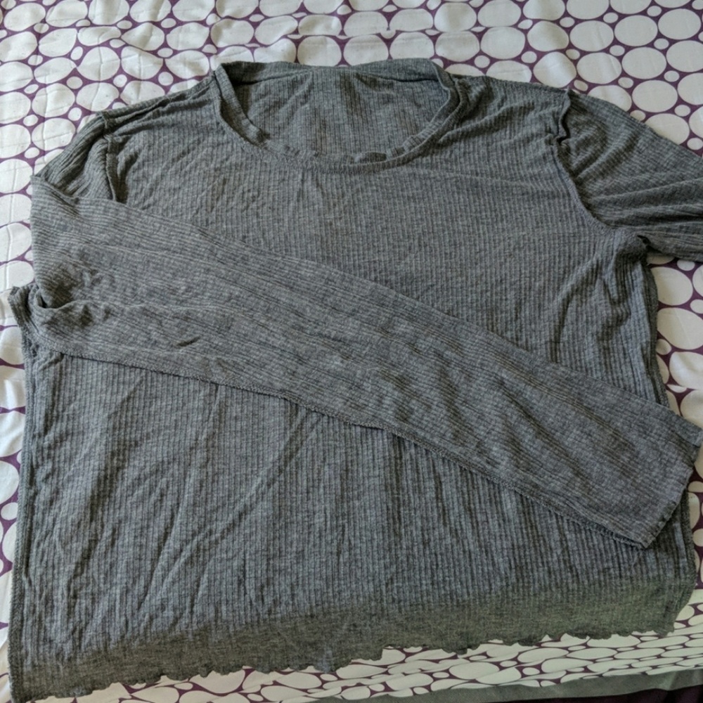 Grey crop top